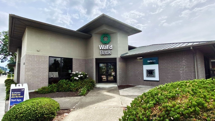 WaFd Bank in Dallas, Oregon #1053 - Washington Federal.