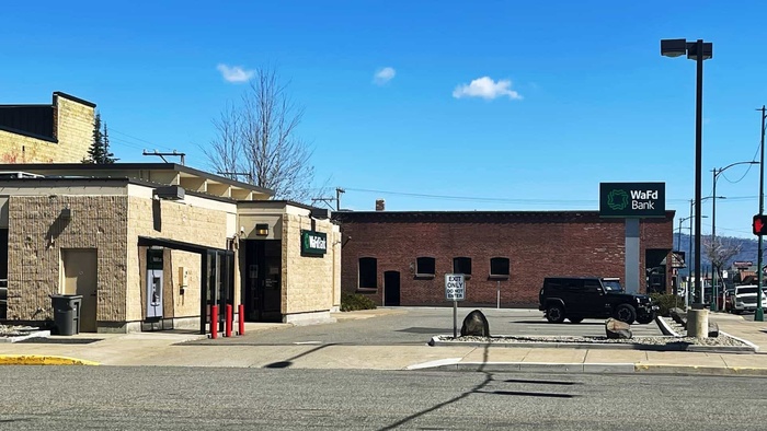 WaFd Bank in Cle Elum, Washington #1336 - Washington Federal.