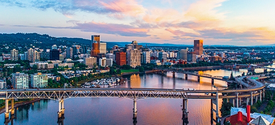 Photo of Portland, Oregon skyline.