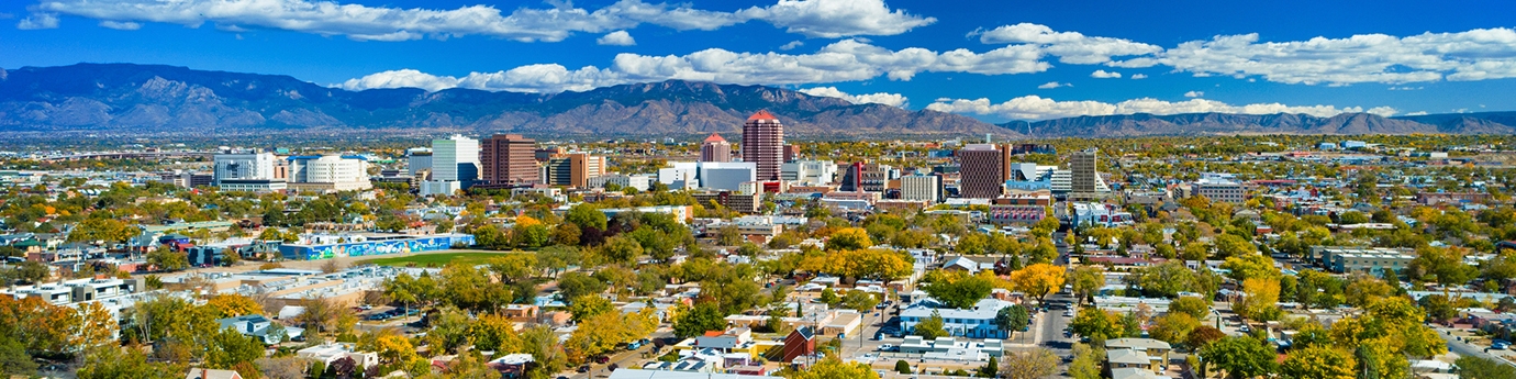 Photo of Albuquerque, New Mexico skyline.