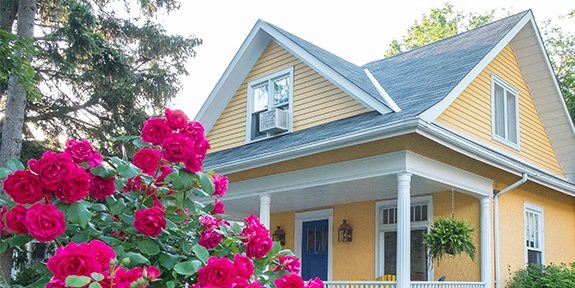 Idaho home with spring flowers.